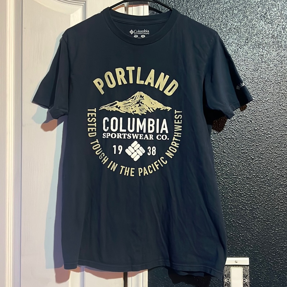 Columbia T-Shirt